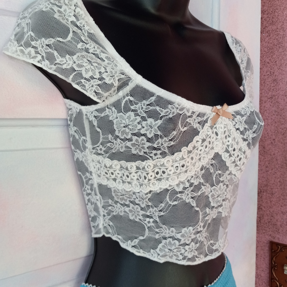 Gorg full lace scoop neck w accent bow crop top! nwot! - Picture 5 of 11